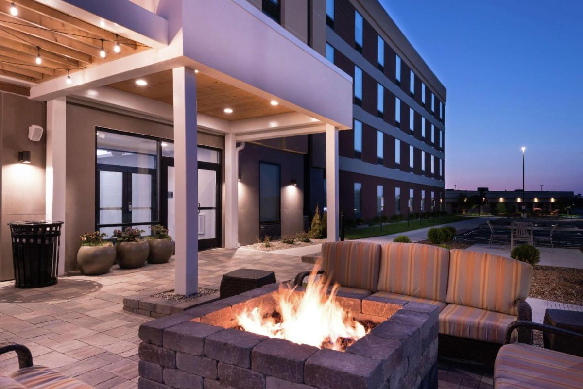Home2 Suites By Hilton Merrillville - Housity