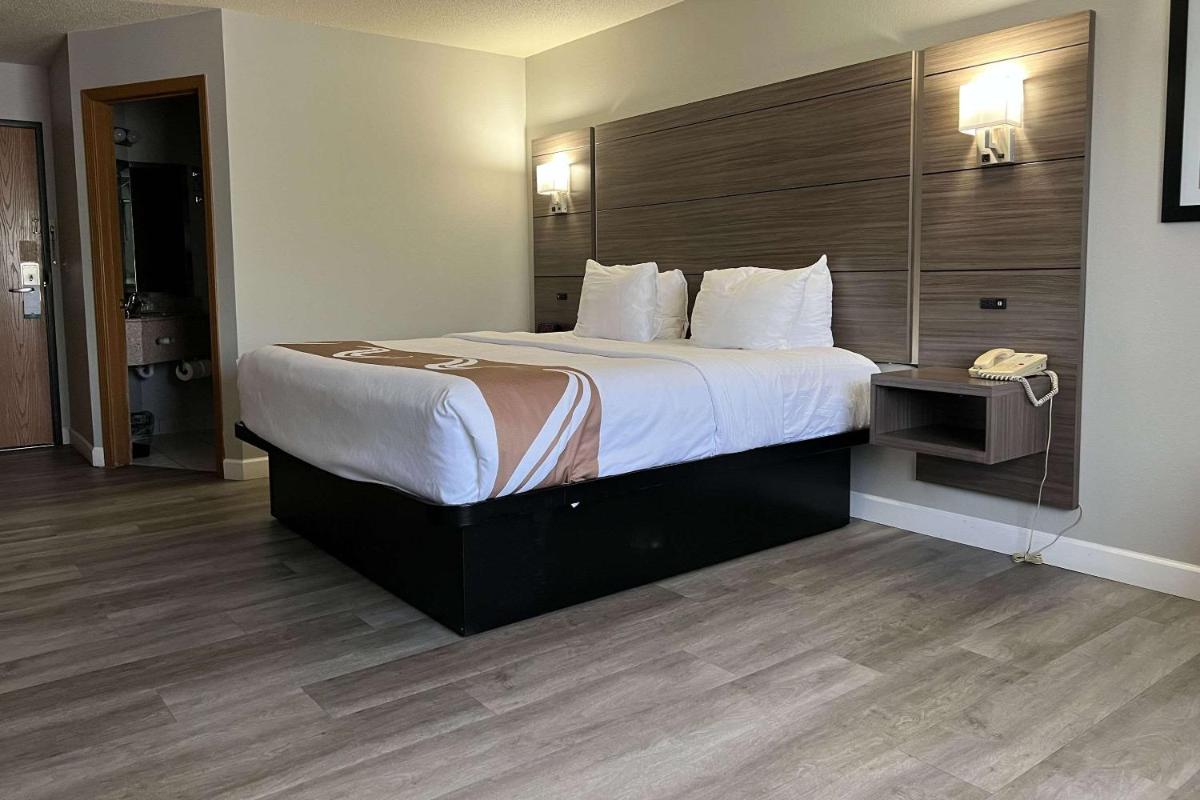 Quality Inn & Suites Red Wing - Housity