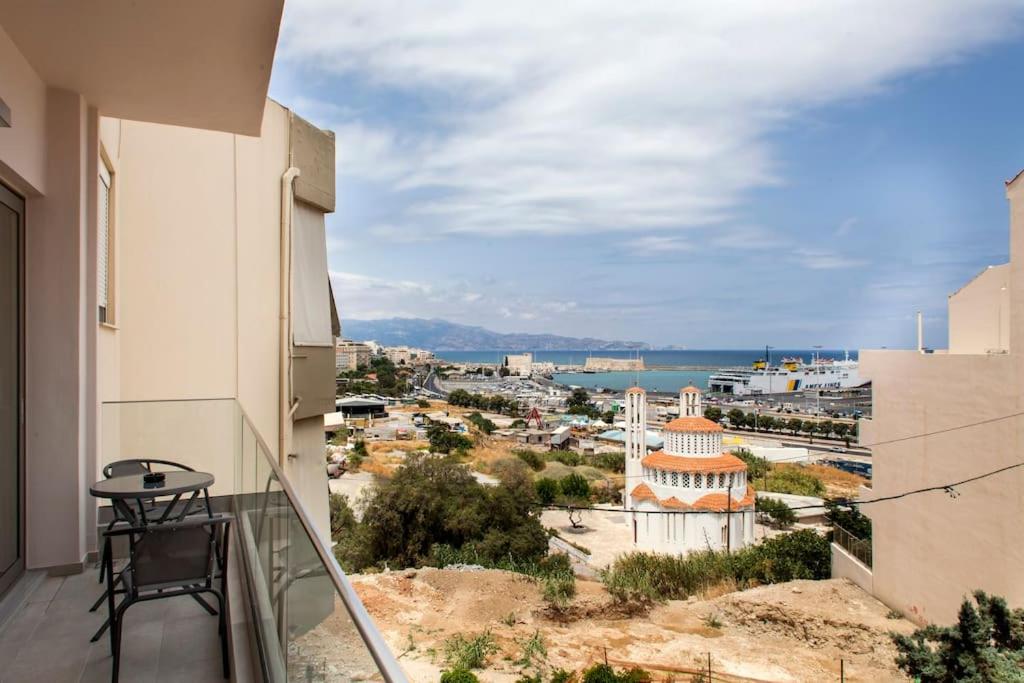 Minimal Loft Art with Sea View Over Heraklion Harbour - Housity