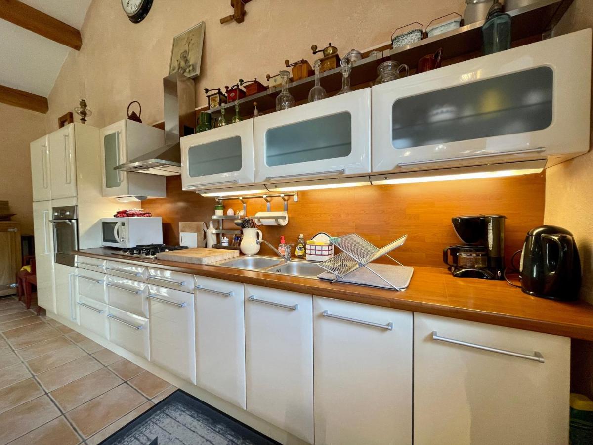Gîte familial avec terrasse panoramique et cheminée, idéal pour randonnées près de Retournac - FR-1-582-355 - Housity