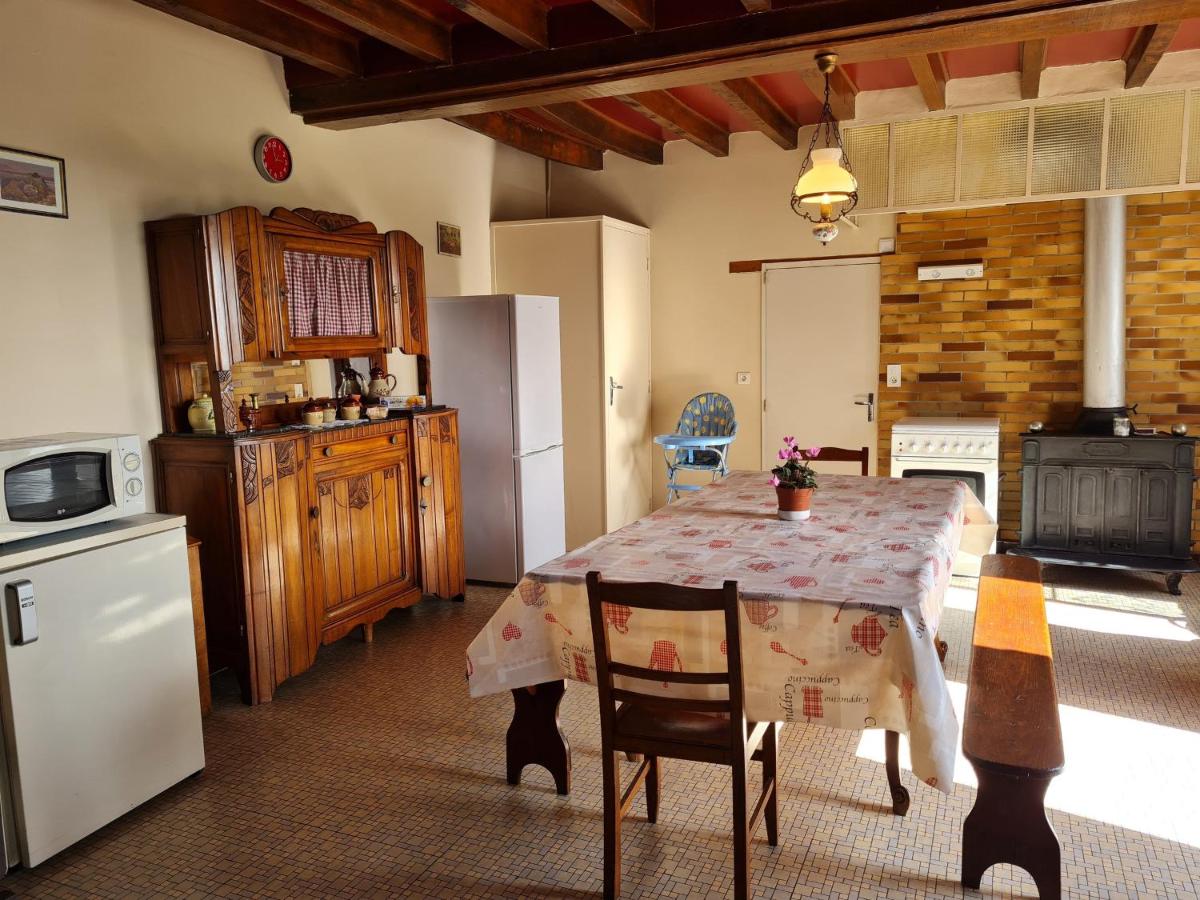 Gîte indépendant avec cour fermée à 1km du village - FR-1-590-177 - Housity