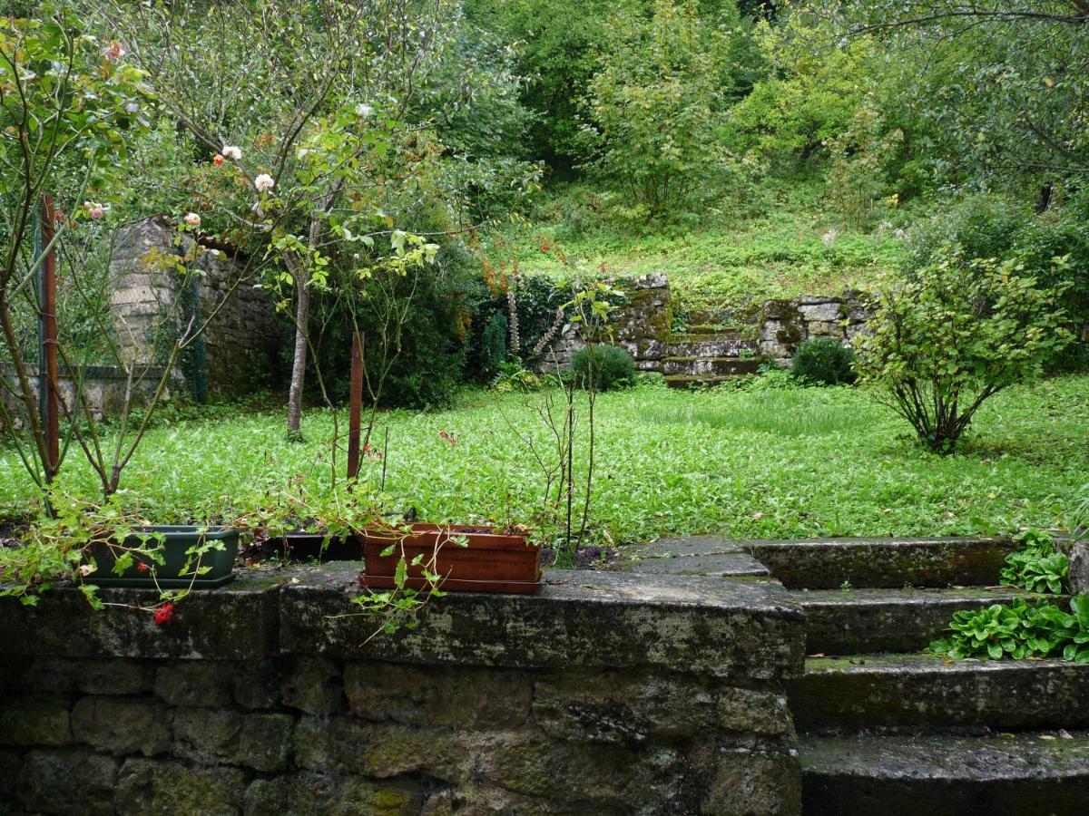 Gîte Saint-Amand-sur-Ornain, 4 pièces, 6 personnes - FR-1-585-56 - Housity