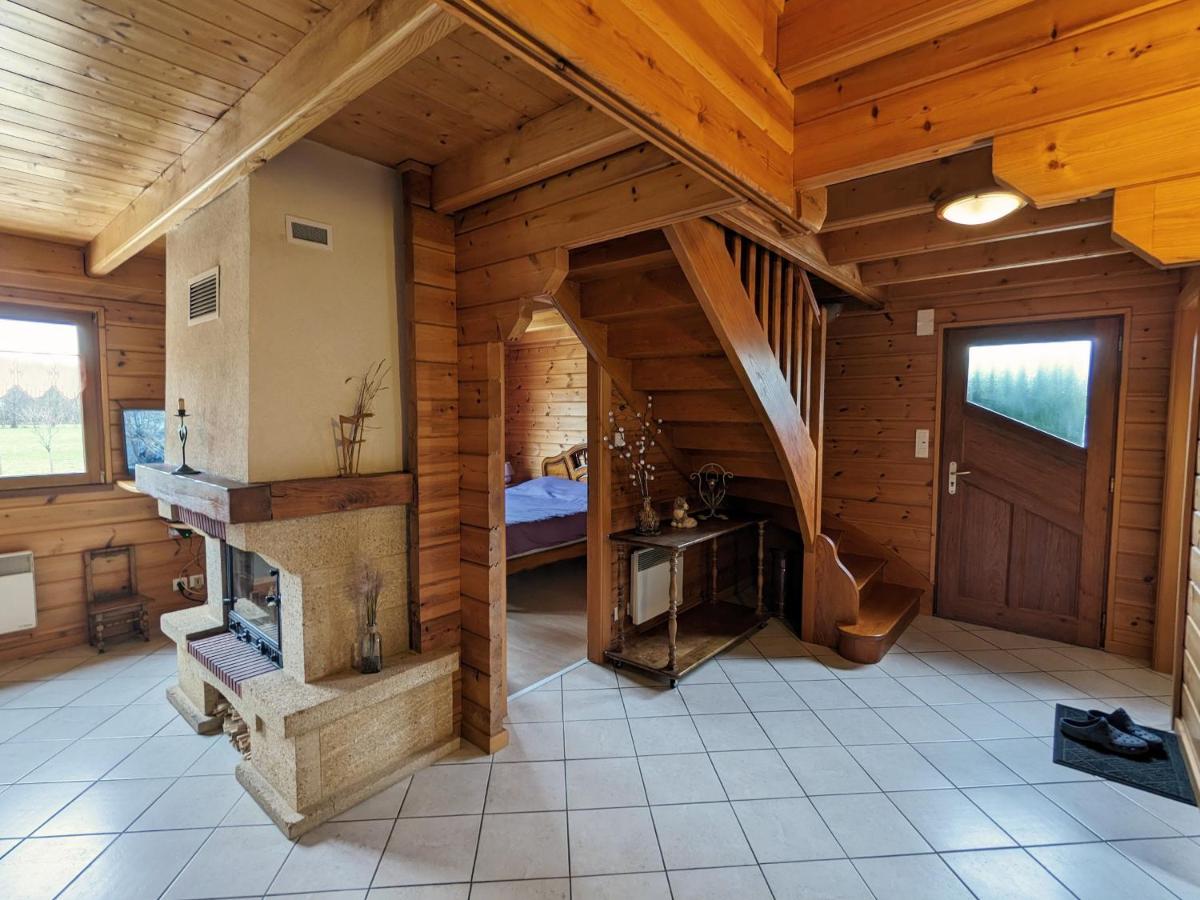 Chalet chaleureux avec terrasse, proche forêt et sentier, à 15 km des stations de ski de Gérardmer - FR-1-589-247 - Housity