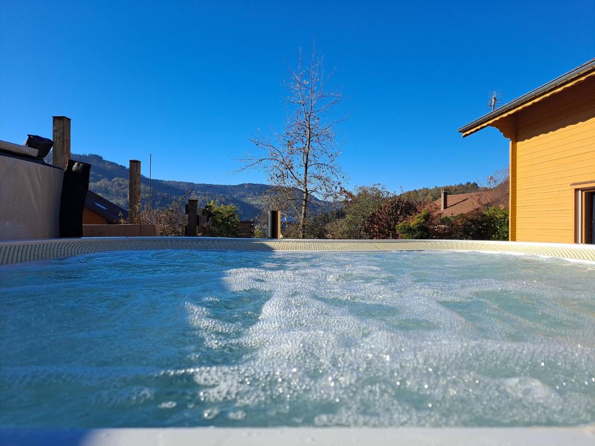 Chalet indépendant avec piscine chauffée, spa et terrasse près des sentiers de randonnée - FR-1-589-387 - Housity