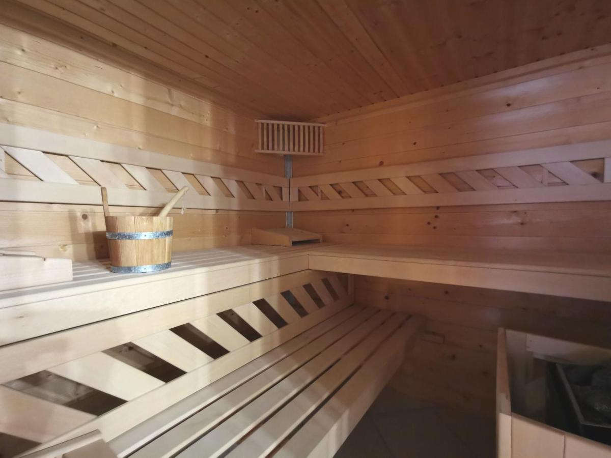 Charmant Gîte Rénové avec Sauna en Haute-Loire, Parfait pour Randonnées et Repos - FR-1-582-344 - Housity