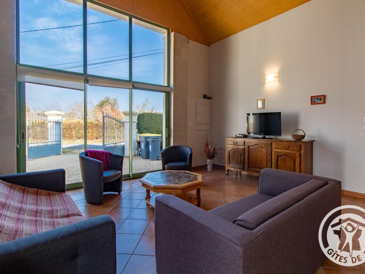 Charmant Gîte en Bord de Loire avec Jardin, Proche de Saumur et des Châteaux - FR-1-622-39 - Housity