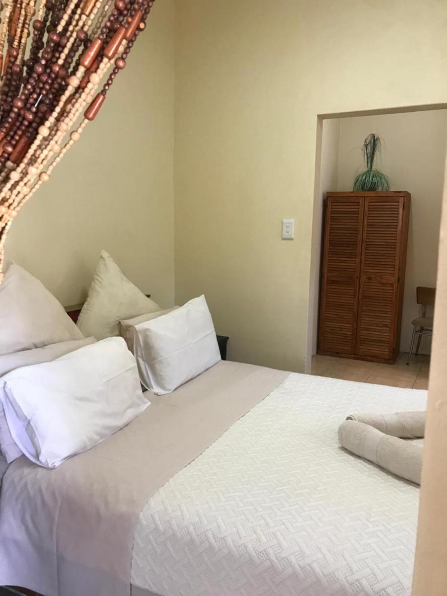 Ezecent Guest House - Housity