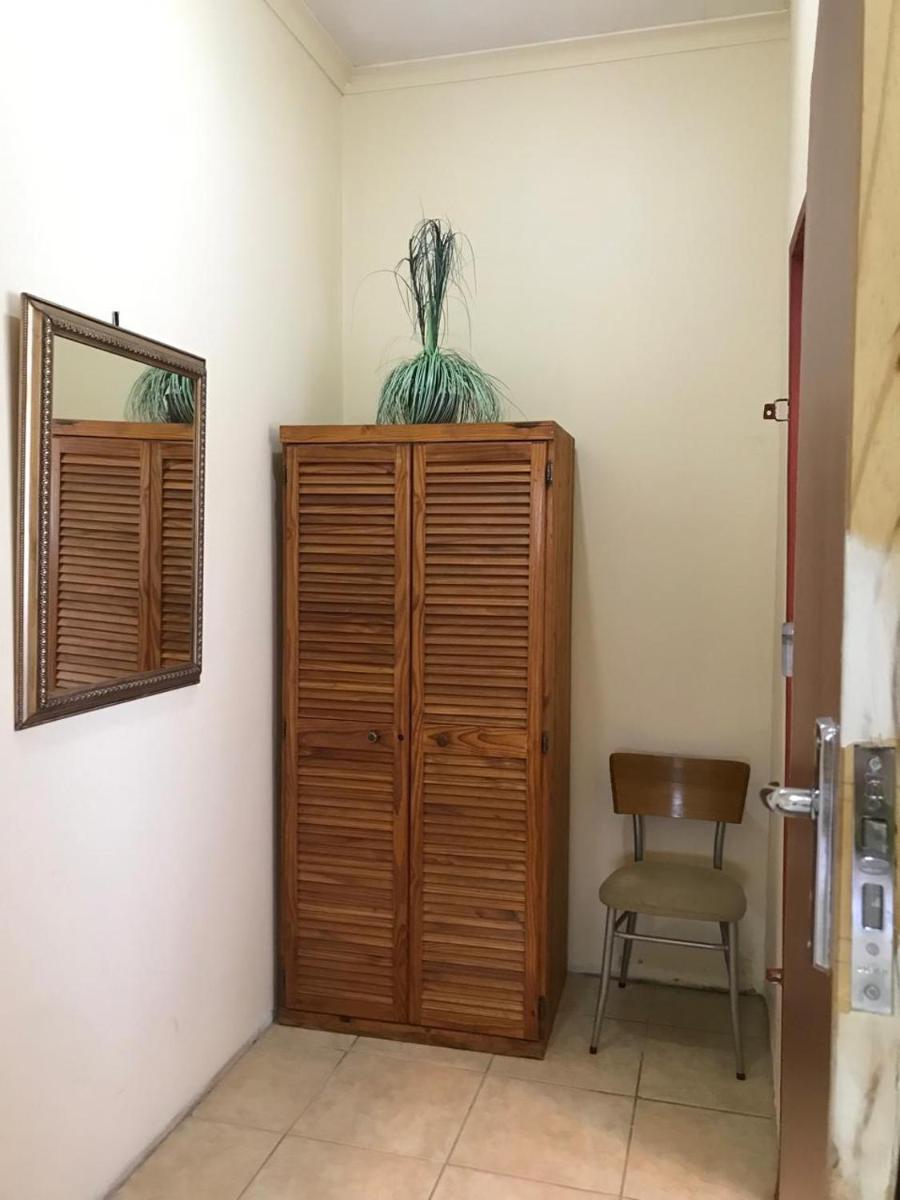 Ezecent Guest House - Housity