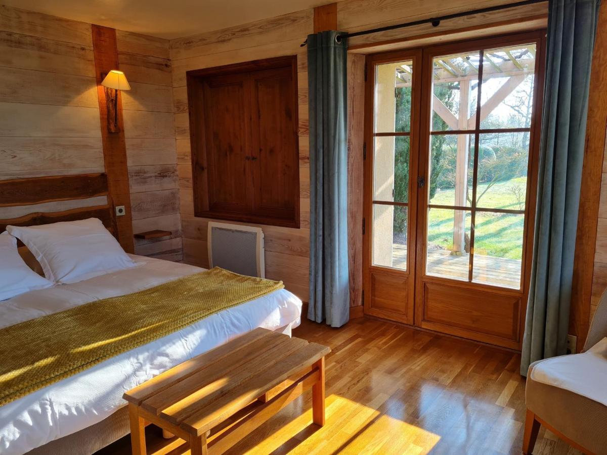 Chambre familiale au cœur de la nature avec jardin et piscine privée, idéale pour explorer le Loiret - FR-1-590-265 - Housity