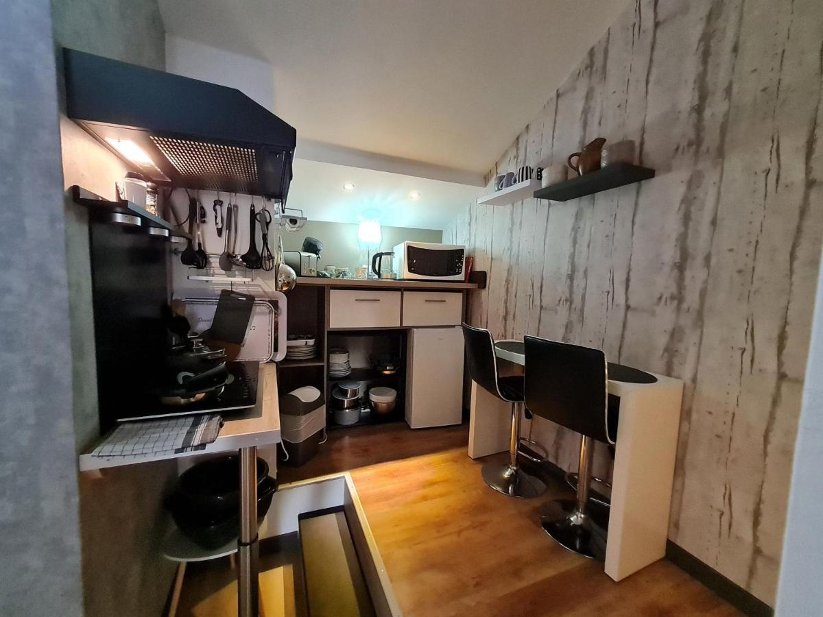 Charme du XVIIe siècle près de Nancy, jardin privé et sentiers balisés - FR-1-584-194 - Housity