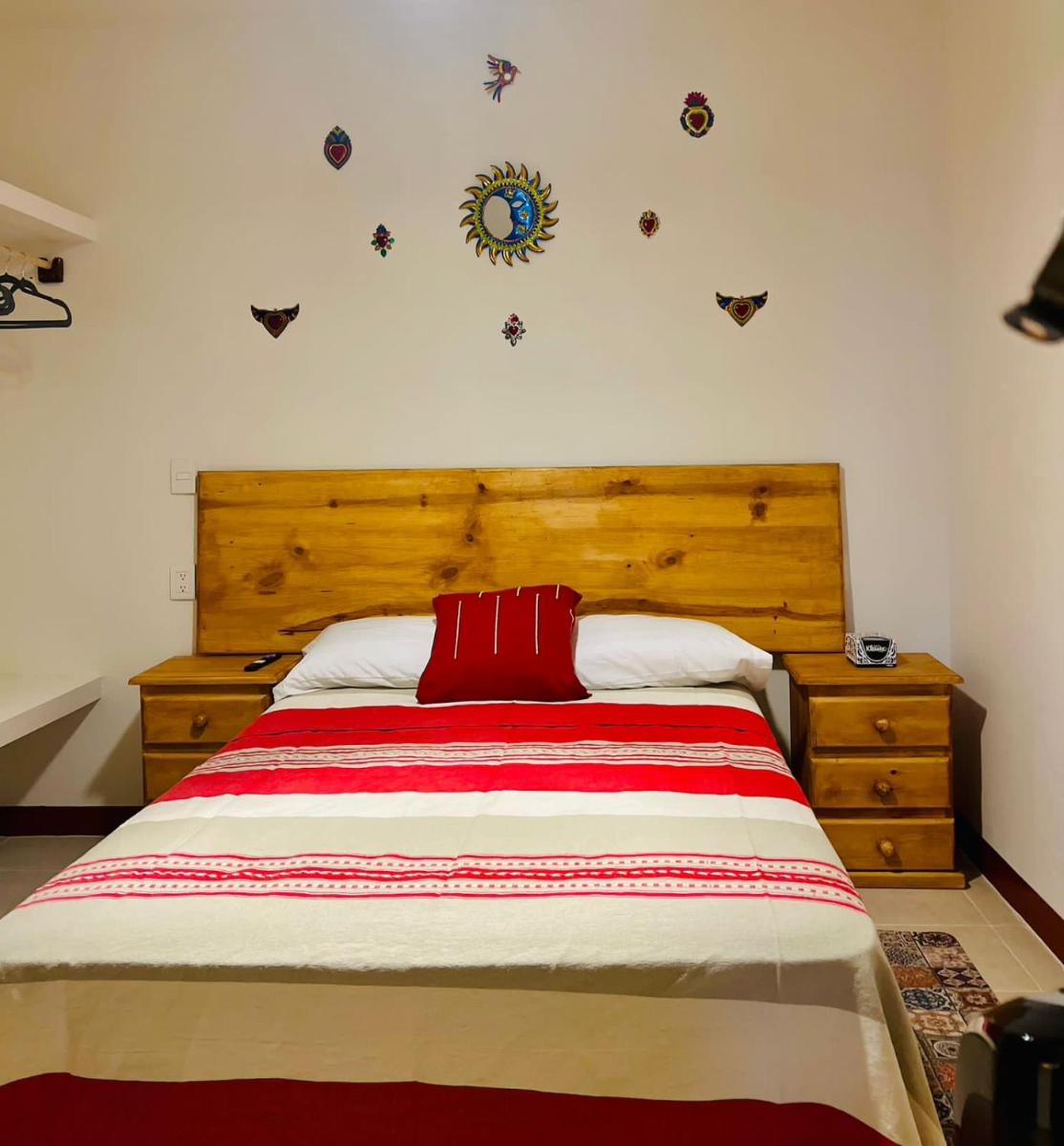 Casa EL Mundo 'Jalatlaco' - Housity