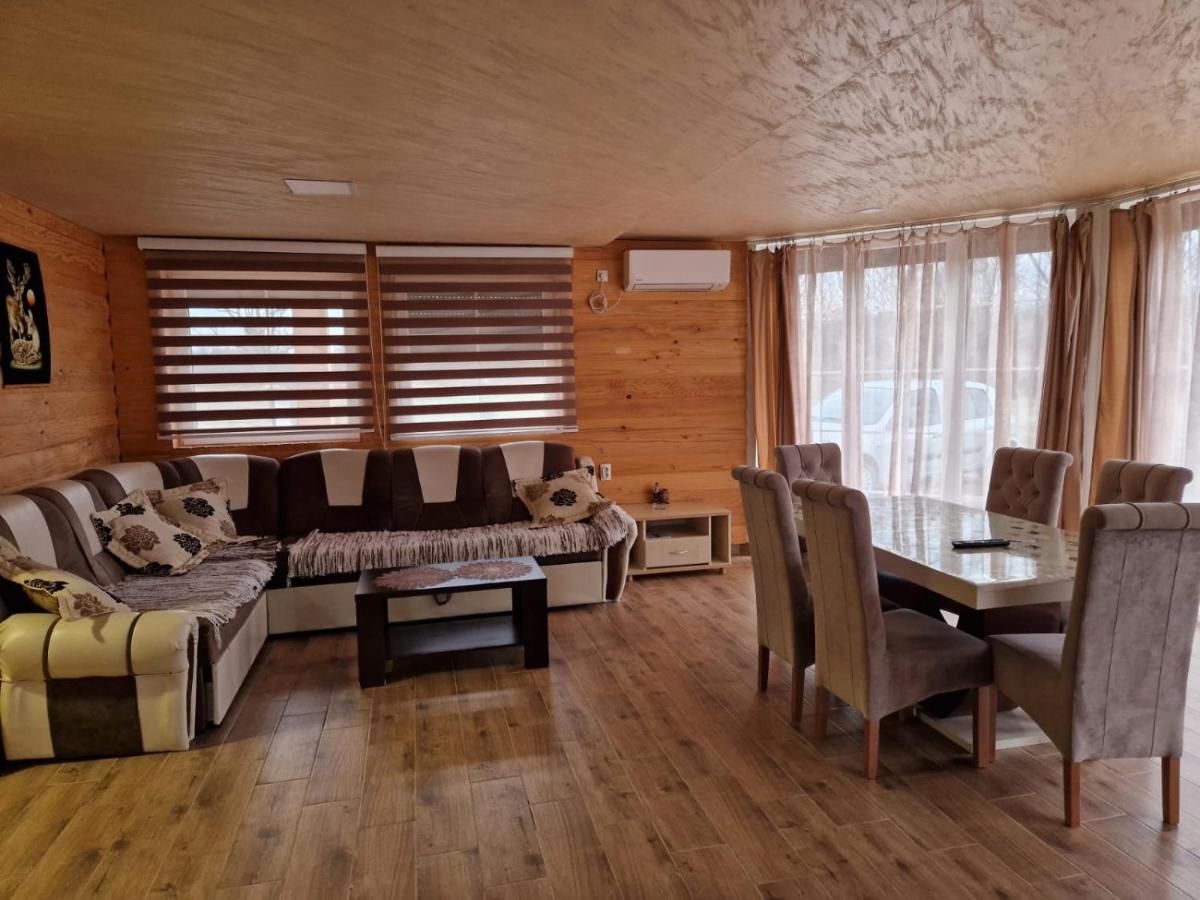 Homoljski pogled Banja Zdrelo - Housity