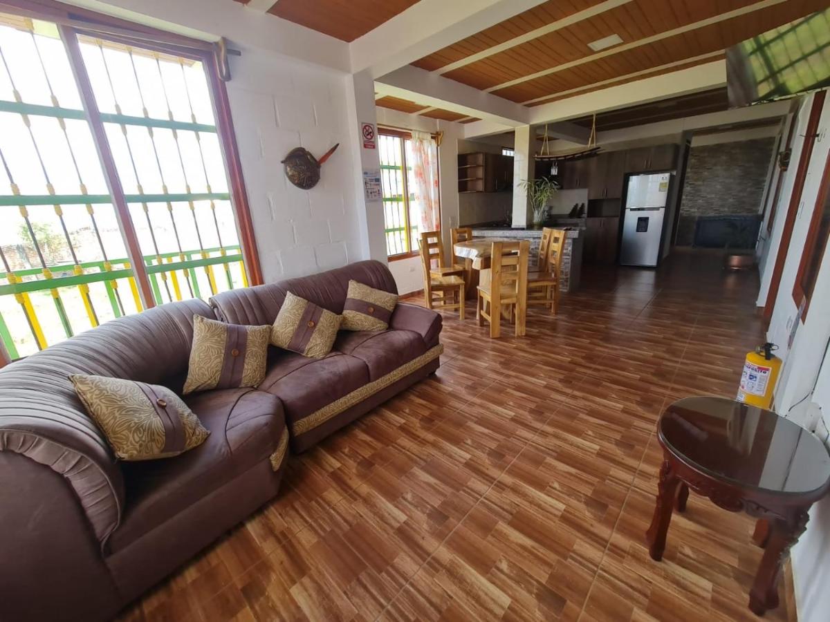 Apartahotel Bella Vista 2nd Floor Lake Calima - Housity