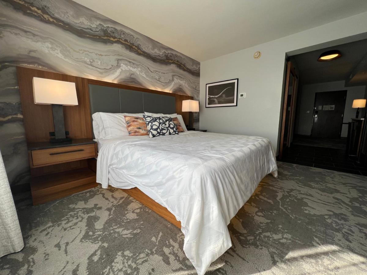 Holiday Inn Fort Worth North- Fossil Creek, an IHG Hotel - Housity