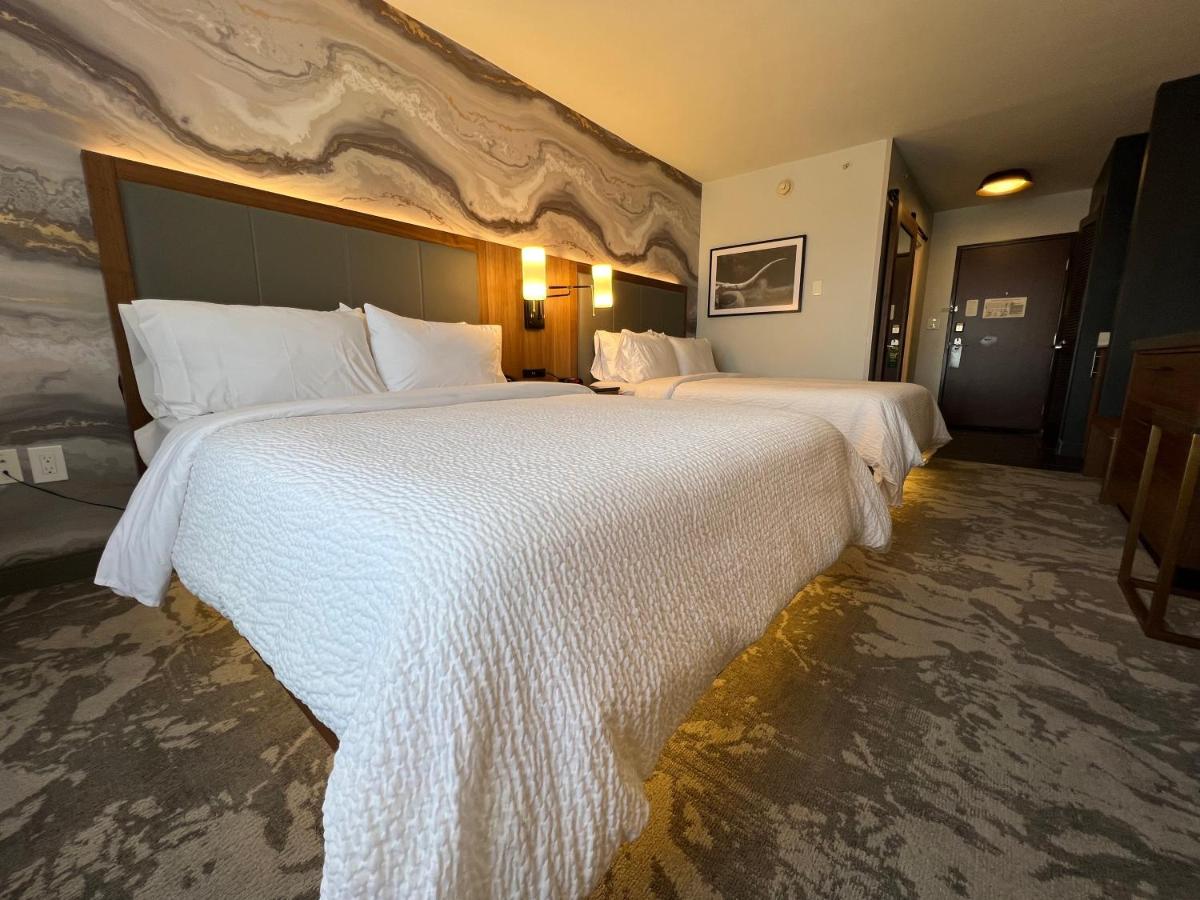Holiday Inn Fort Worth North- Fossil Creek, an IHG Hotel - Housity