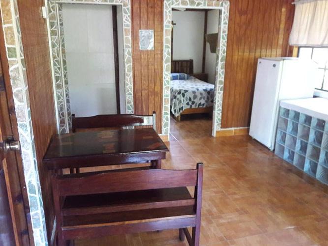 Coconut Tree West End - Housity
