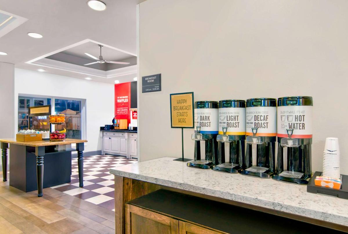 Hampton Inn Ft Lauderdale Airport North Cruise Port - Housity