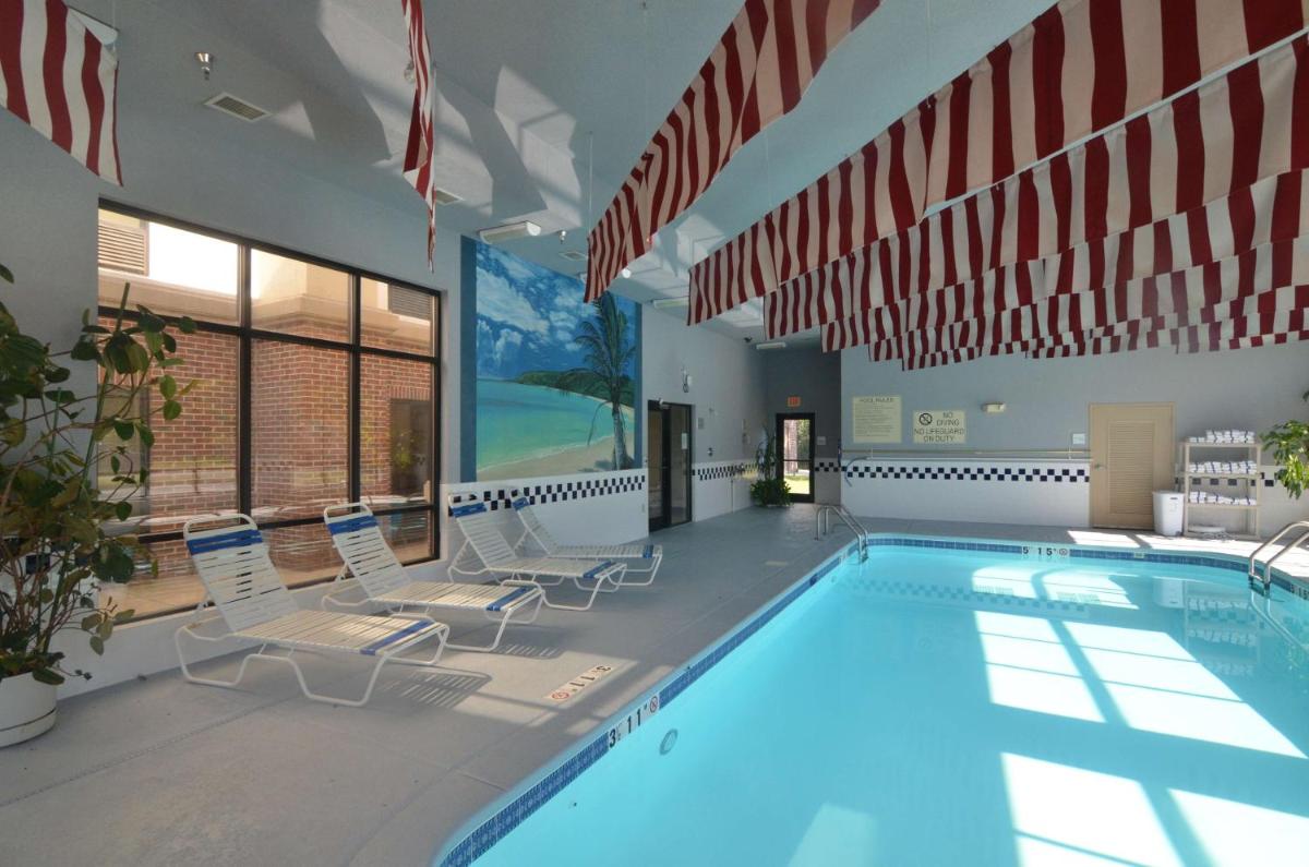 Hampton Inn Fort Payne - Housity