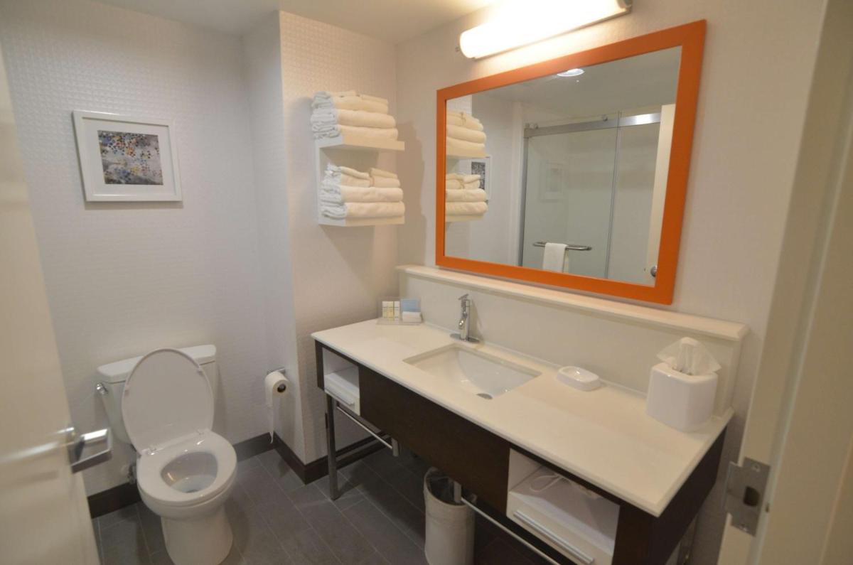 Hampton Inn Fort Payne - Housity
