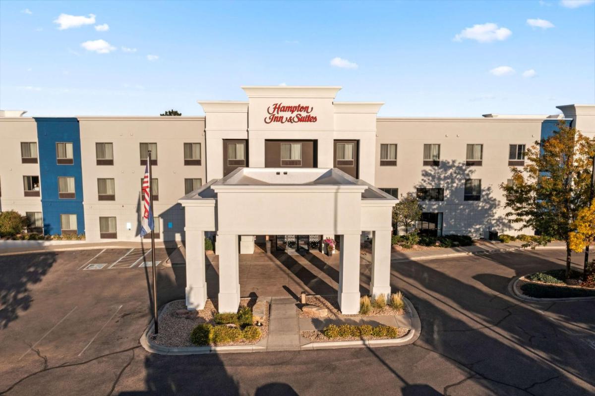 Hampton Inn & Suites Greeley - Housity