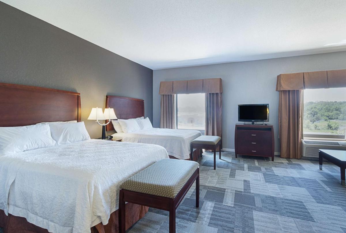 Hampton Inn and Suites Indianapolis/Brownsburg - Housity