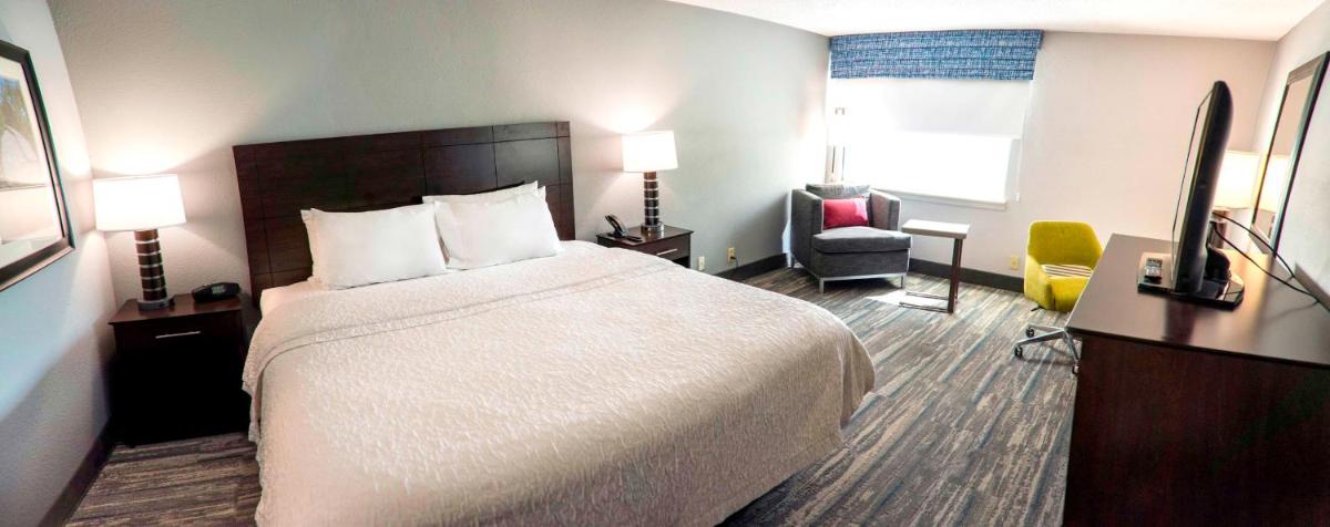 Hampton Inn Kinston - Housity