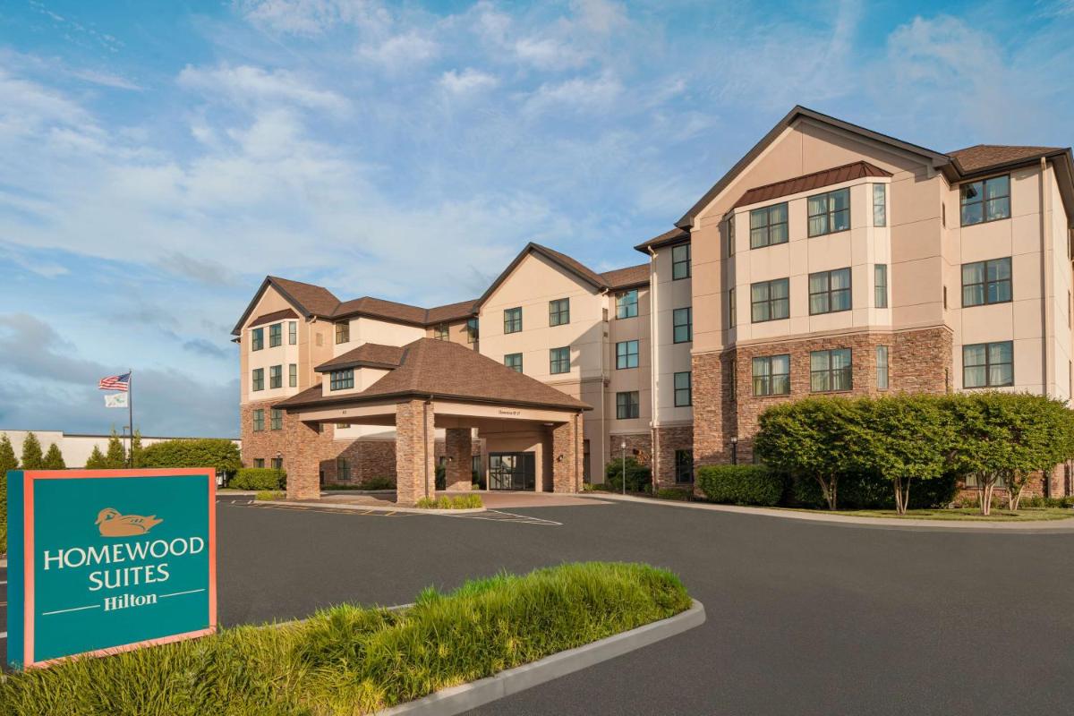 Homewood Suites by Hilton Carle Place - Garden City, NY - Housity