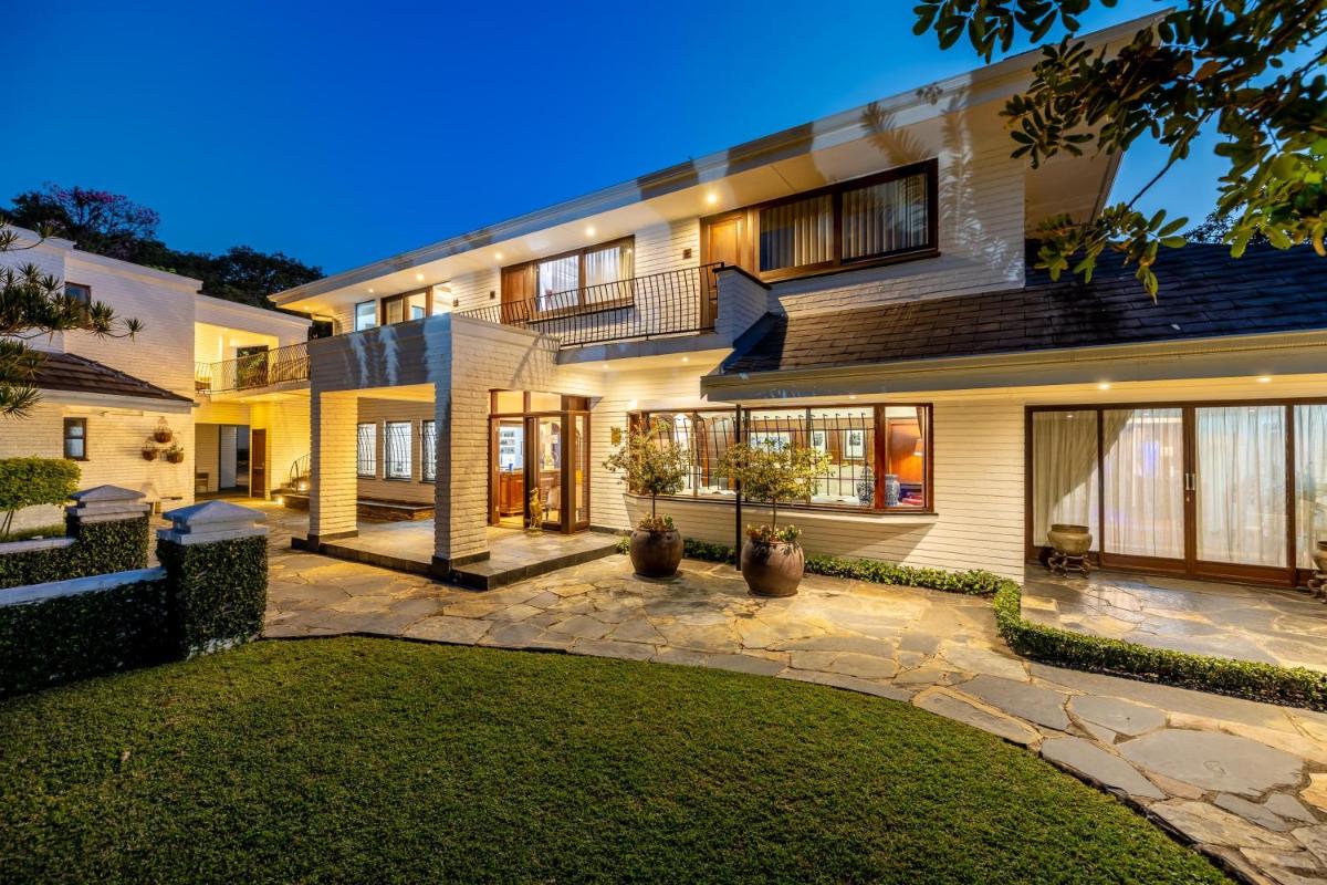 Suitetrails - Sheppard Boutique Hotel