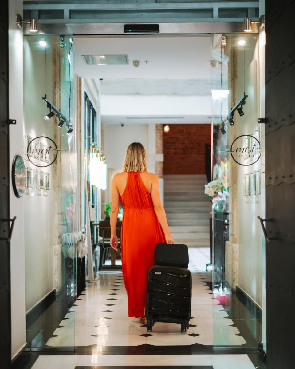 Mest Hotel Istanbul Sirkeci - Housity