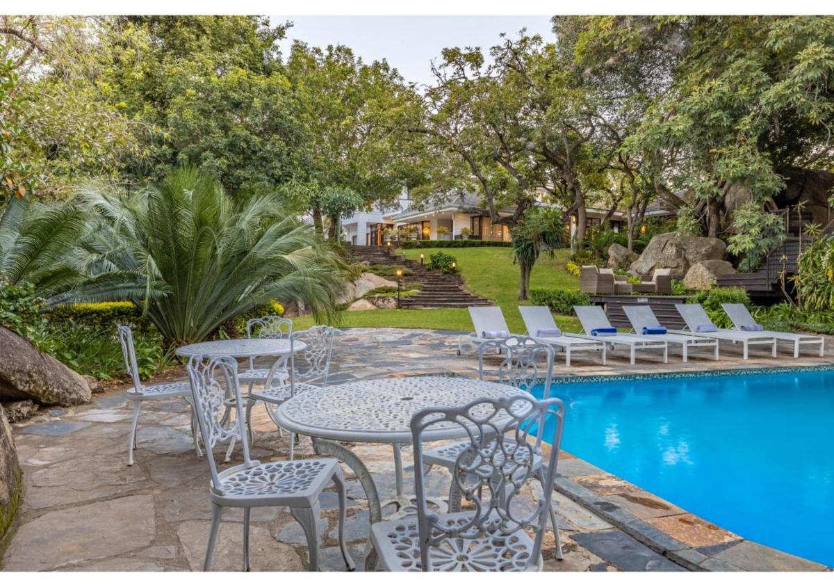 Sheppard Boutique Hotel - Housity