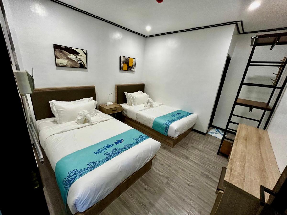 Lucky Tito Coron Dive Resort - Housity