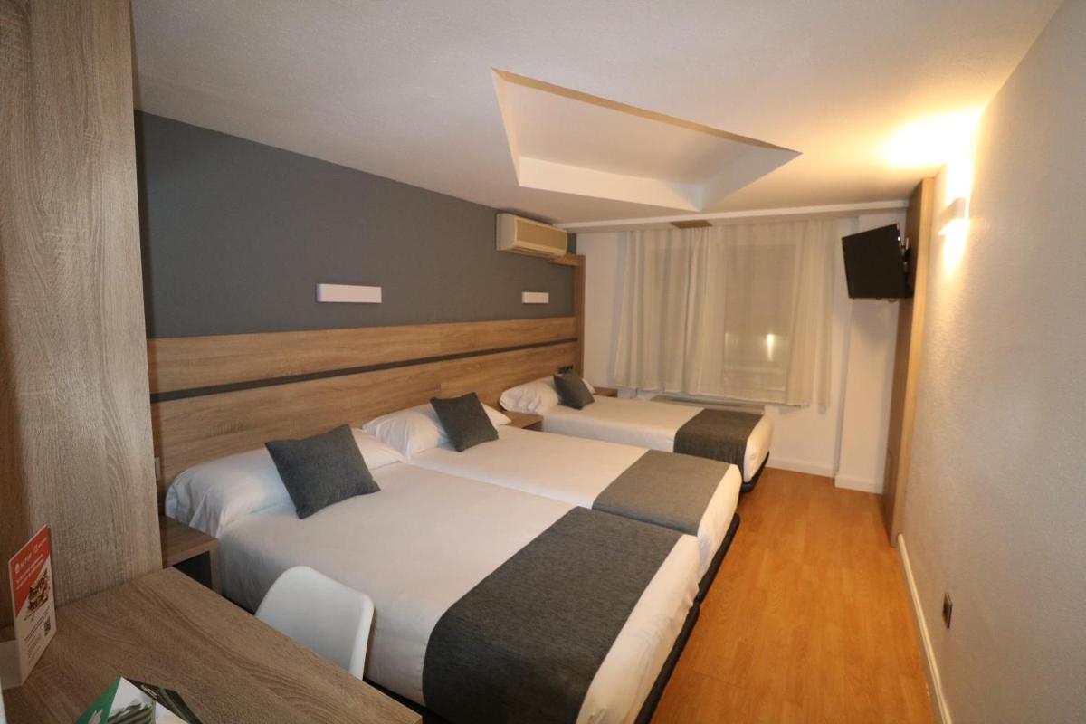 Hostal Alda Palencia Plaza - Housity