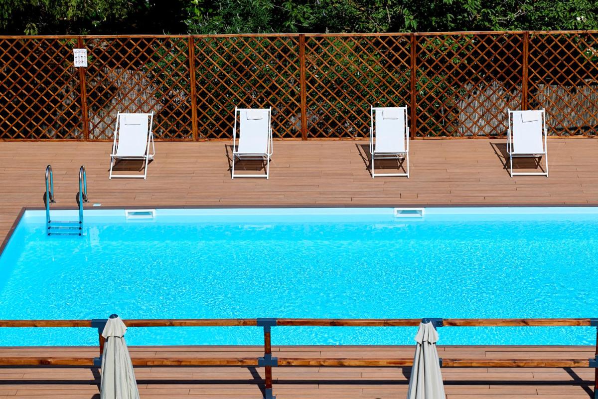Occidental Aurelia - Housity