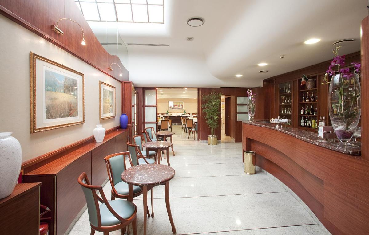 Palace Hotel - Housity