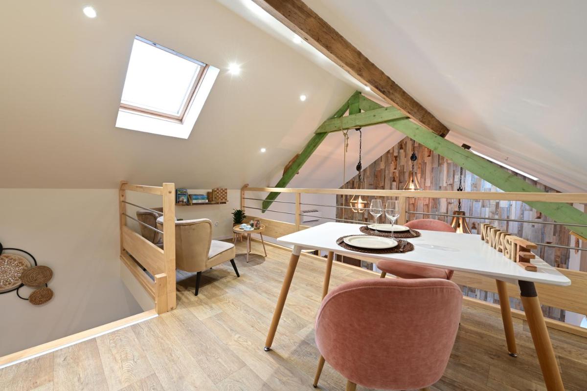 Instinct - Jacuzzi, Sauna, Apéritif dînatoire et Petit déjeuner - Housity