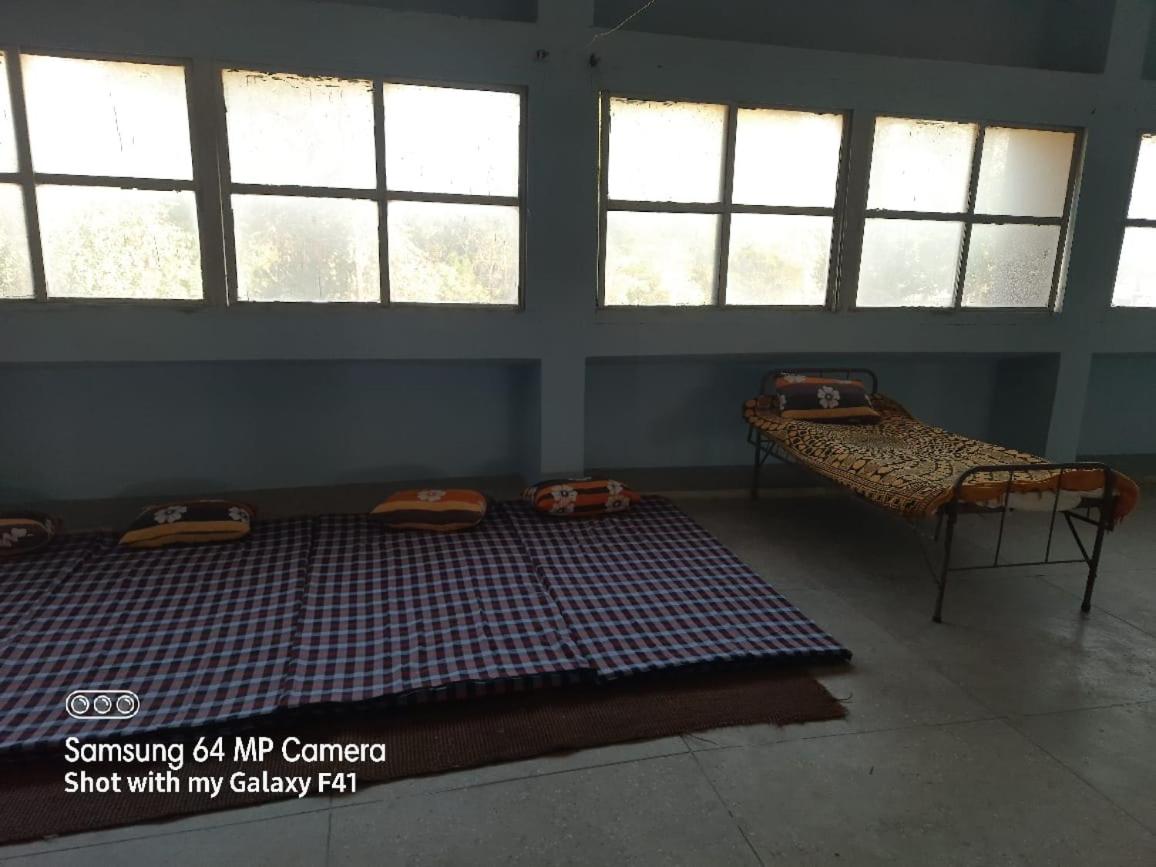 Shubhi Rest House and Restaurant - Housity