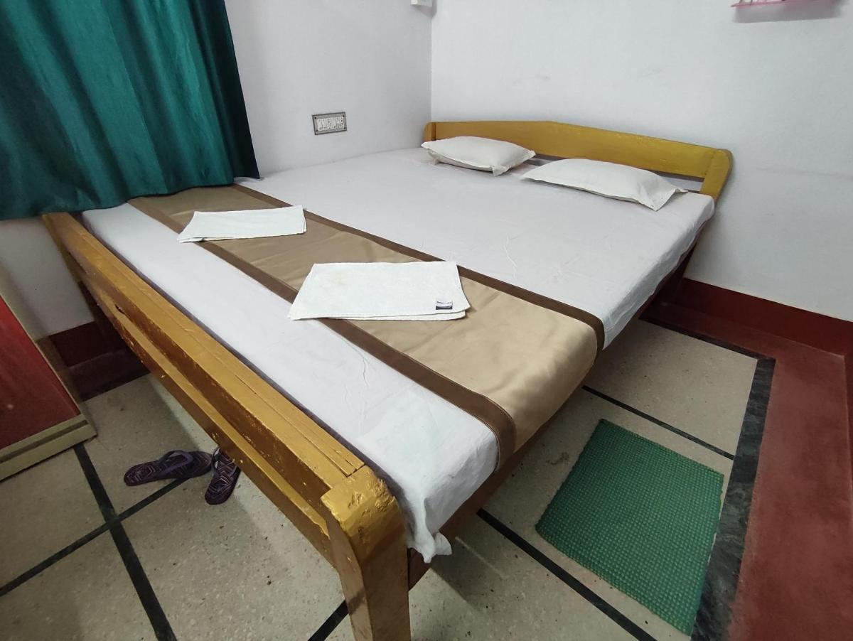 Green Palace Guest House - Housity