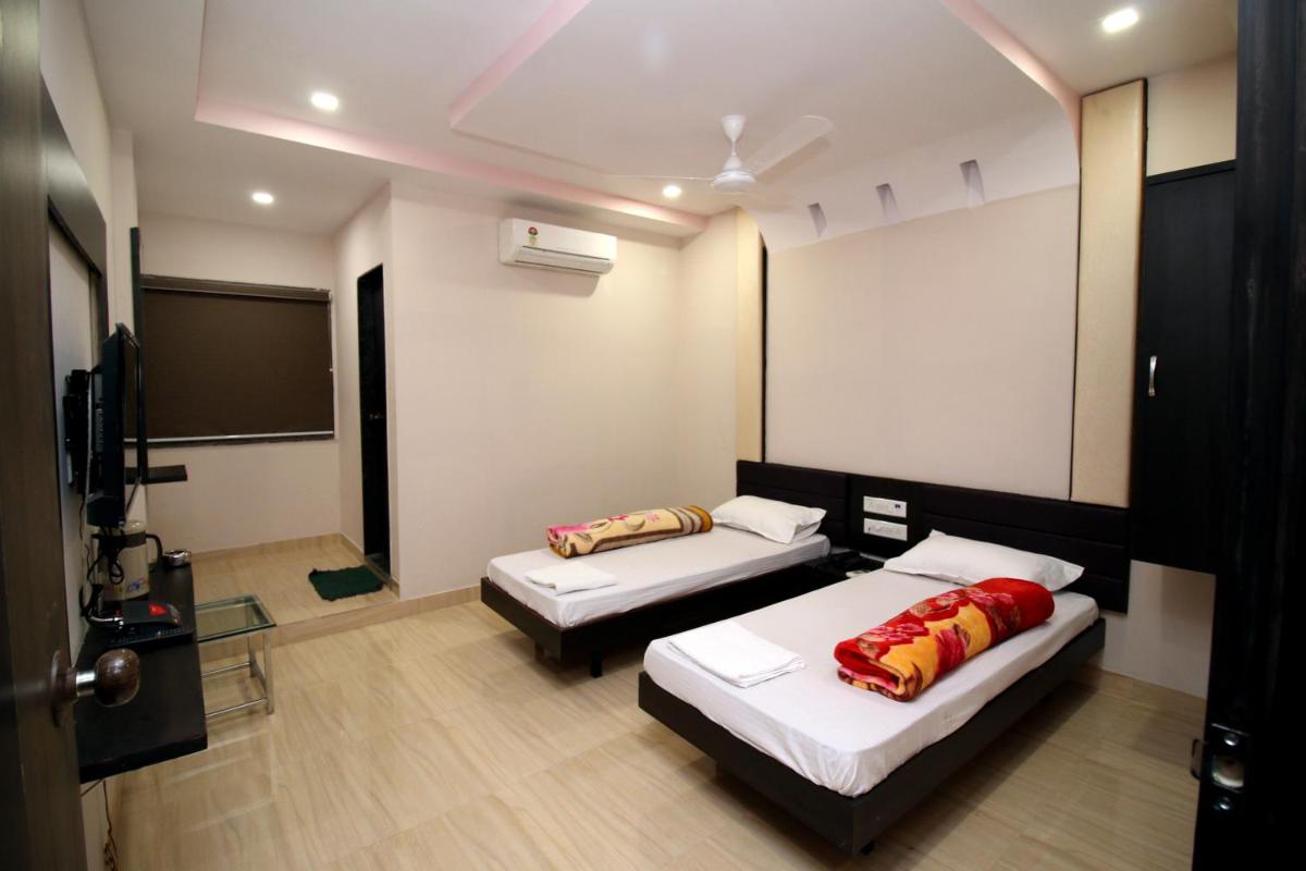 HOTEL REPOSE CHHATRAL - Housity