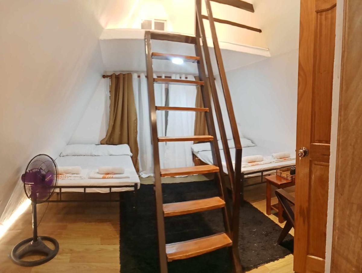 TheRiverCabin A-Frame Loft Unit - Housity