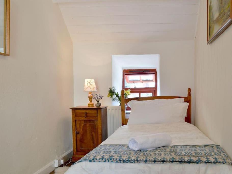 Gerlan (no. 4, Station Rd) - Housity