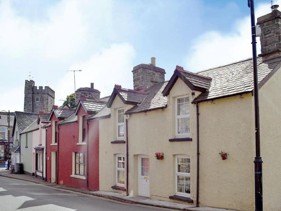 Gerlan (no. 4, Station Rd) - Housity