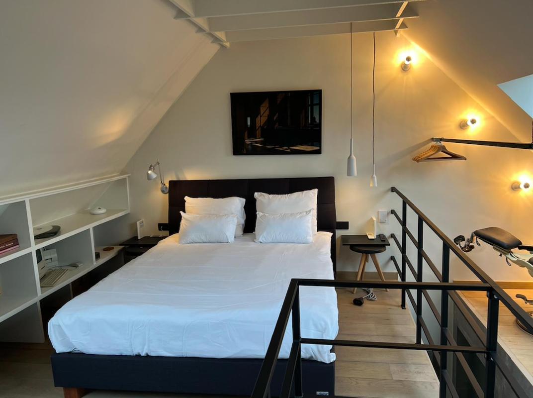 L'atique by Agelandkaai be with Free Parking - Housity
