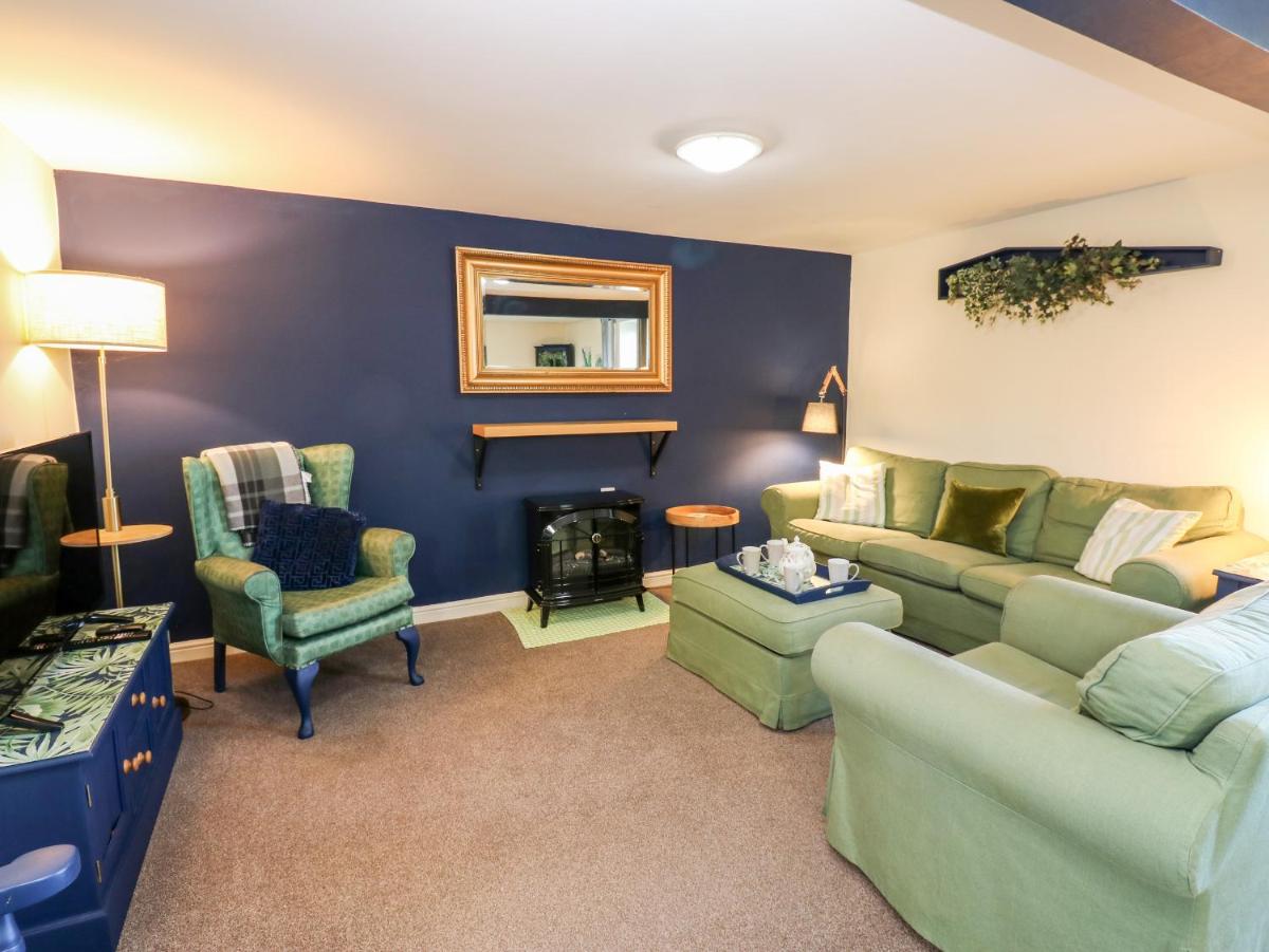 Ivy Cottage - Housity