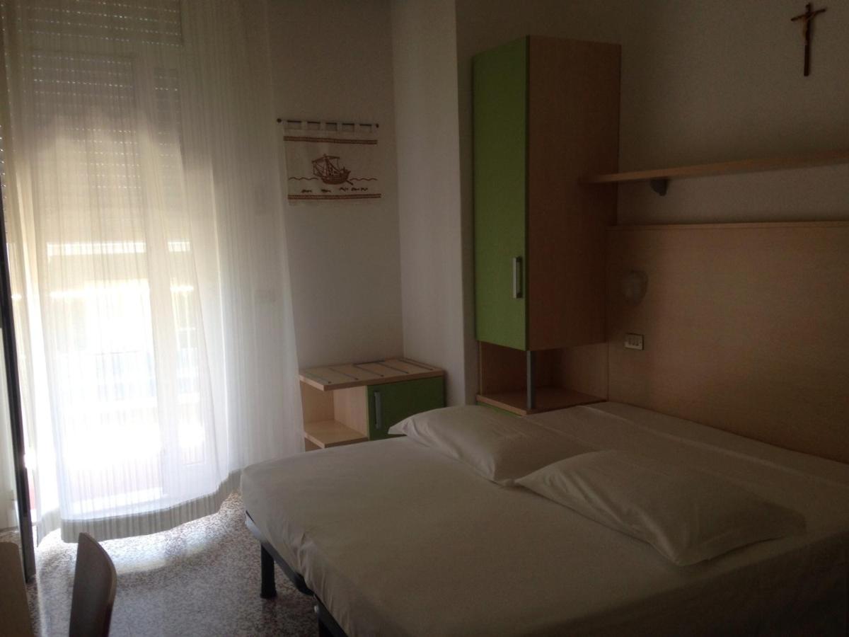 Hotel Lazzarini - Housity