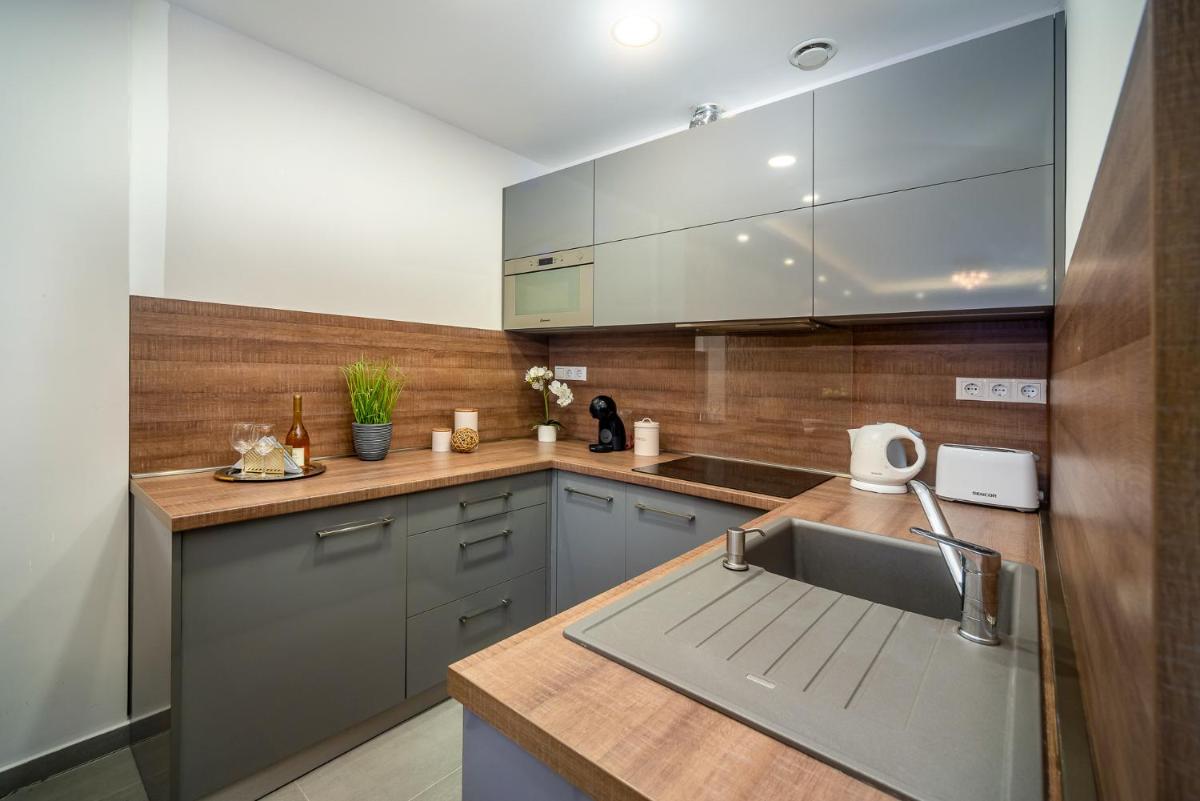 LaVida Deluxe villa Hajdúszoboszló - Housity