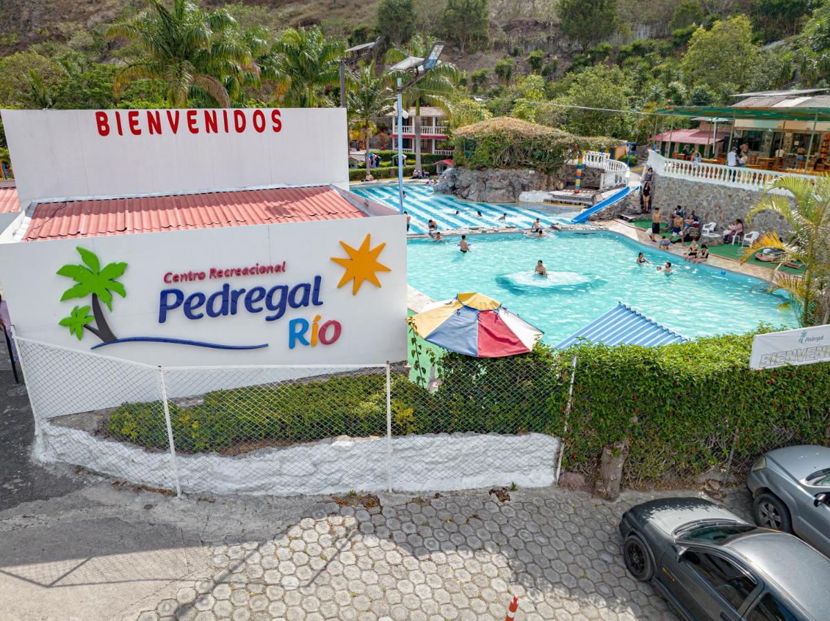 Guayacan Hotel - Pedregal Rio - Housity