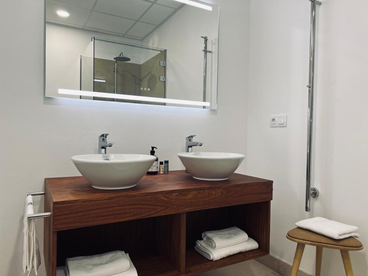 Salle de bains dans l'établissement Château Lecusse - La Grande Roche - Hôtel, Spa, Boutique & Restaurant