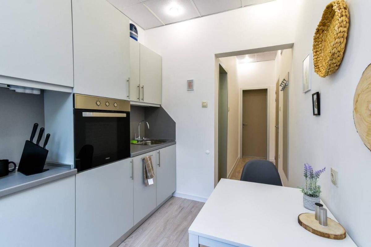 Duplex Condo Prime Location 2bth 2 Studios - Housity