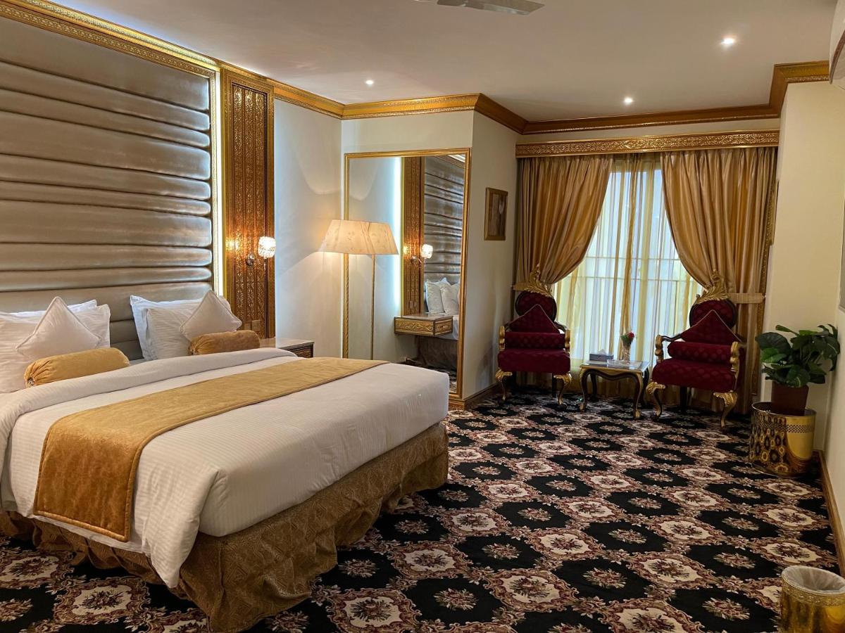 Suitetrails - Indus Hotel