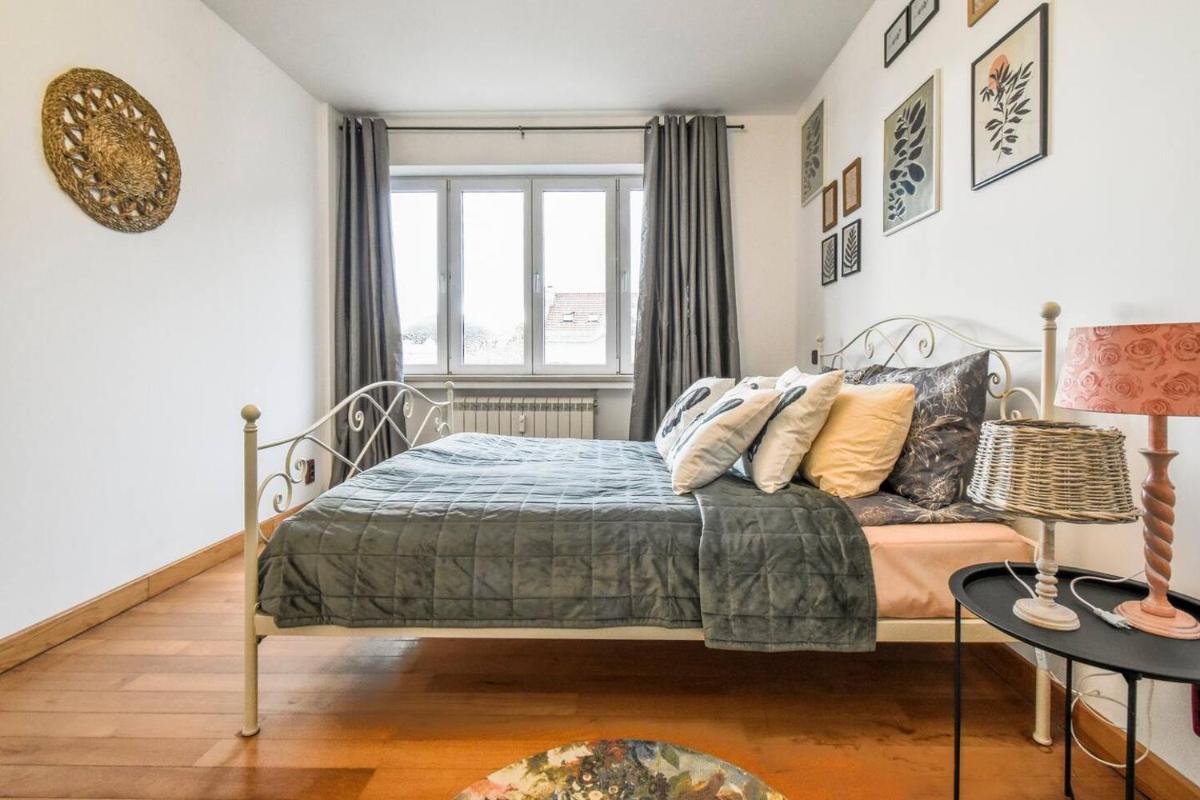 Fully Equipped Vitoshka Area Spacious Metro - Housity